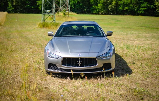 Maserati Ghibli cena 105000 przebieg: 120000, rok produkcji 2014 z Kościan małe 121